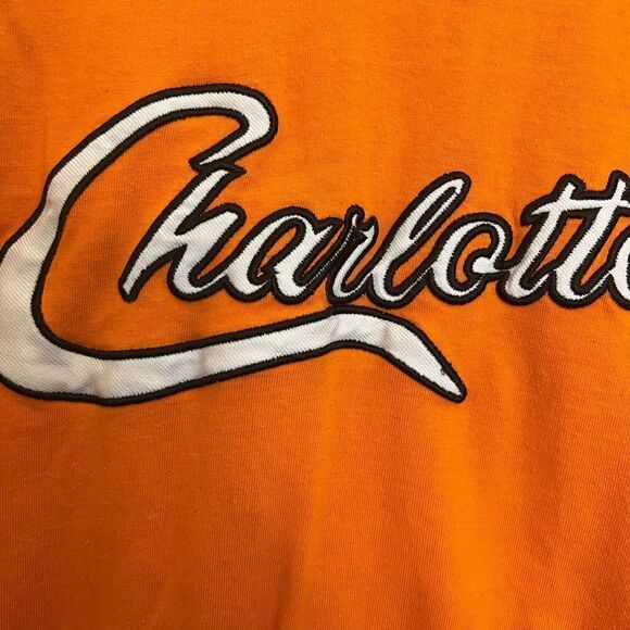Men’s Embroidered Charlotte T-shirt. Size XL. - Picture 2 of 10